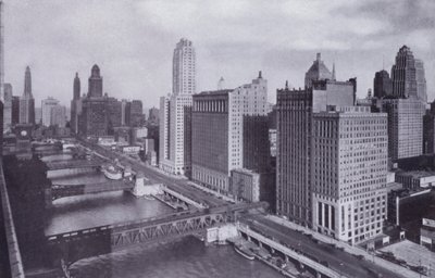 Chicago: Wacker Drive och Chicago River Bridges (s/v foto) av American Photographer (after)