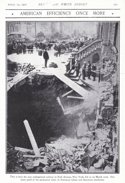 Kollaps av en del av tunnelbanetunneln på Park Avenue, New York City, USA, 22 mars 1902 (s/v foto) av American Photographer (after)