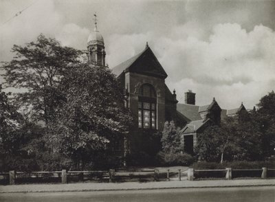 Harvard University: Hemenway Gymnasium (s/v foto) av American Photographer (after)
