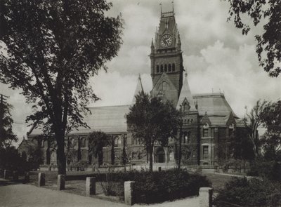 Harvard University: Memorial Hall (s/v foto) av American Photographer (after)