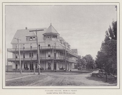 Jamestown, NY: Pickard House, Bemus Point (s/v foto) av American Photographer (after)