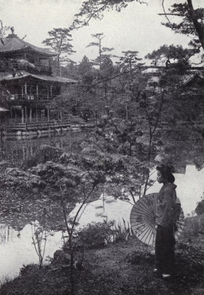 Den gyllene paviljongen vid Kinkakuji (s/v foto) av American Photographer (after)