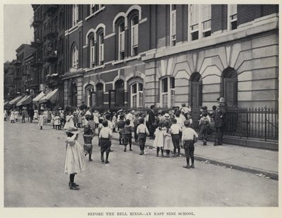 Innan klockan ringer, en East Side School (s/v foto) av American Photographer