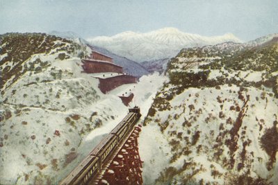 Cajon Pass, vid Summit of the Coast Range, Kalifornien (färgat foto) av American Photographer
