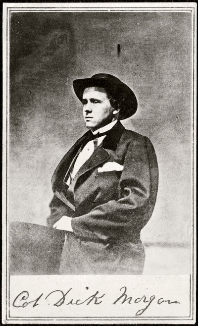 Överste Dick Morgan (svartvitt foto) av American Photographer