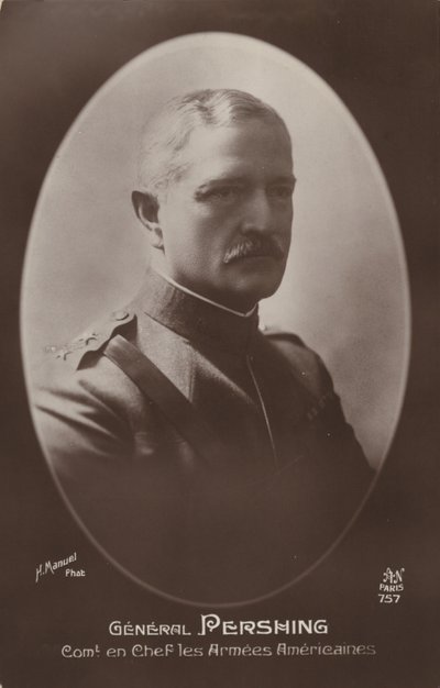 General John J Pershing (svartvitt foto) av American Photographer