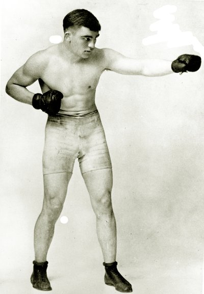 Leo Houck, 1911 (sepiafoto) av American Photographer