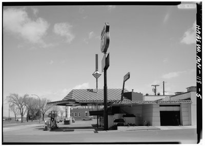 Lindholm Oil Company Service Station, Cloquet, Minnesota (s/v foto) av American Photographer
