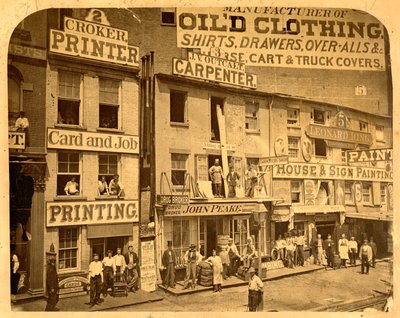 Lower Hudson Street, N.Y.C., 1865 (gelatinsilvertryck) av American Photographer