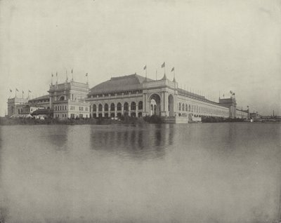 Tillverkar byggnad från North End of Wooded Island av American Photographer