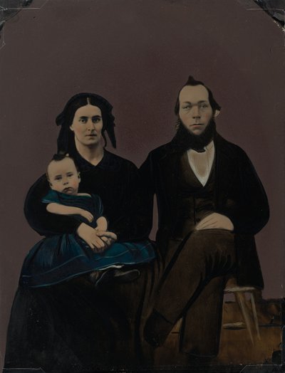 Porträtt av en familj,1860-talet (foto) av American Photographer