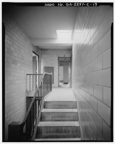 Techwood Homes, Building No. 1, 575-579 Techwood Drive, Atlanta, Fulton County, GA (s/v foto) av American Photographer