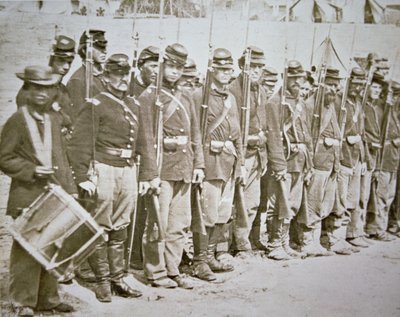 Sjätte Maine Infanteri Regt. Union Army, i parad efter slaget vid Fredericksburg av American Photographer