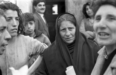 CROTONE - VITTNESMÅL av Ando Gilardi