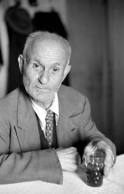 BONDSK UPPRIKTIGHET av Ando Gilardi