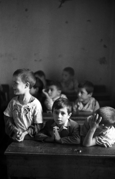 MELISSA ELEMENTÄR KLASS av Ando Gilardi