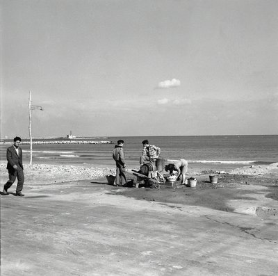 ARBETSDISTRIKT av Ando Gilardi