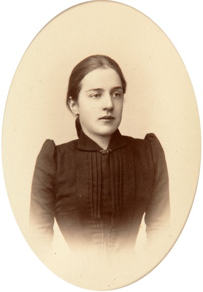 Alexandra Treugut, c1888-c1892 av Andrei Deniere