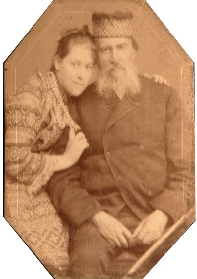 Porträtt av poeten Yakov Petrovich Polonsky (Iakov Petrovitch Polonski) (1820-1898) med dottern Natalia. av Andrei Osipovich Karelin