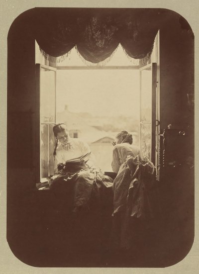 [Två unga kvinnor vid fönstret], ca. 1870. av Andrei Osipovich Karelin