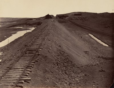 Plåt 2. Granitkanonen, från vattentanken,1869 (foto) av Andrew Joseph Russell