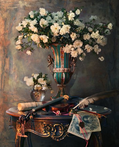Eleganta rosor och violin av Andrey Morozov