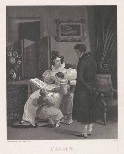 Interiör med en familj som tittar på ett fotoalbum L