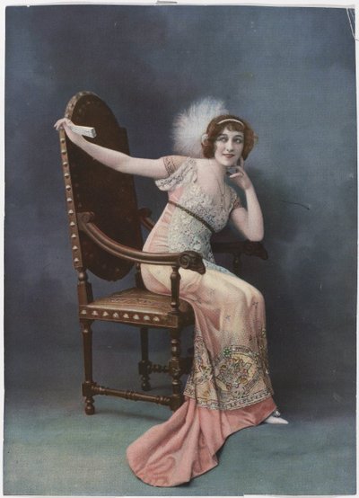 Les Modes, 1911: Aftonklänning (...) av Anonymous