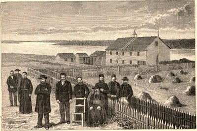 Biskop Isidore Clut (1832-1903), R.P. Le Corre och andra medlemmar av Providencemissionen i Athabaska Mackenzie (Athabaska-Mackenzie) i Kanada i slutet av 1800-talet. Gravyr i "Les Missions Catholiques au XIXeme Siecle"" av Louis-Eugene (Lou av Anonymous Anonymous