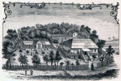 Exteriör vy av prästgården och skolan i Hell Ville (Hell-Ville) (Andoany), huvudstad på ön Nosy Be på Madagaskar. Gravyr i "Les Missions Catholiques au XIXeme Siecle"" av Louis-Eugene (Louis Eugene) Louvet. privat samling. av Anonymous Anonymous