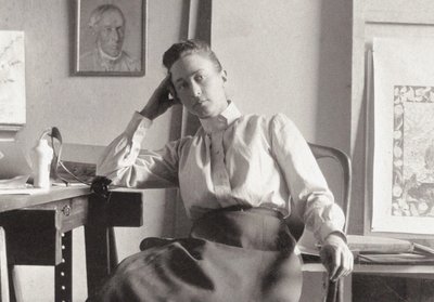 Hilma af Klint in her studio at Hamngatan, Stockholm, c. 1895 (photograph) av Anonymous Anonymous