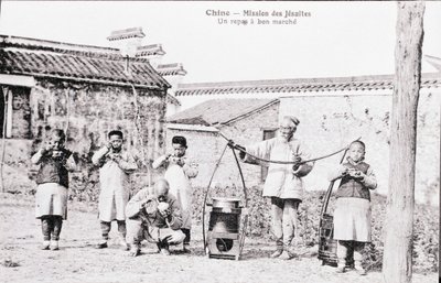 Jesuites uppdrag tillhandahåller billiga måltider i Kina Fotografi från början av 1900-talet - Privat samling av Anonymous Anonymous
