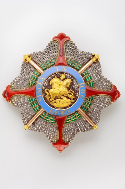 Kingdom of the Two Sicilies - Royal House of the Two Sicilies: tallrik av Saint George Order of the Reunion - Modell för stormästaren - början av 1800-talet - Guld, silver, markasit och emals - D 8,5 cm; vikt 80 g - Privat samling av Anonymous Anonymous
