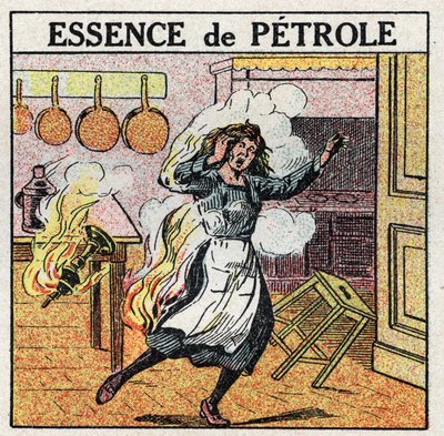 Ljuskällor: en kvinna fattade eld när hon manipulerade en lampa med oljebensin. Anonym illustration från 1925. Privat samling. av Anonymous Anonymous