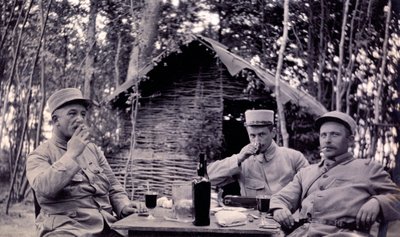 Fotografi från ett personligt album av en infanterielöjtnant under första världskrigets första månader (1:a, Iere av Anonymous Anonymous