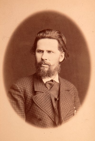 Porträtt av konstnären Ivan Nikolaievitch (Nikolaevich) Kramskoi (1837-1887). Albumin foto av Anonymous Anonymous