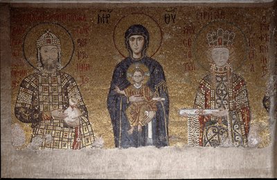 Jungfrun sitter mellan Johannes II Komnenos och hans hustru Irene av Ungern (mosaik, 600-talet) av Anthemius of and Miletus Isidore of Tralles
