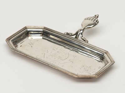 Candle snuffer bricka, Board of Ordnance, c.1696 (bricka, snuffer) av Anthony Nelme