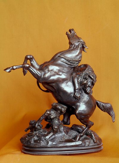 Lejon attackerar en häst Bronsskulptur av Antoine Louis Barye (1795-1875) 1800-talet. Paris, Louvren av Antoine Louis Barye