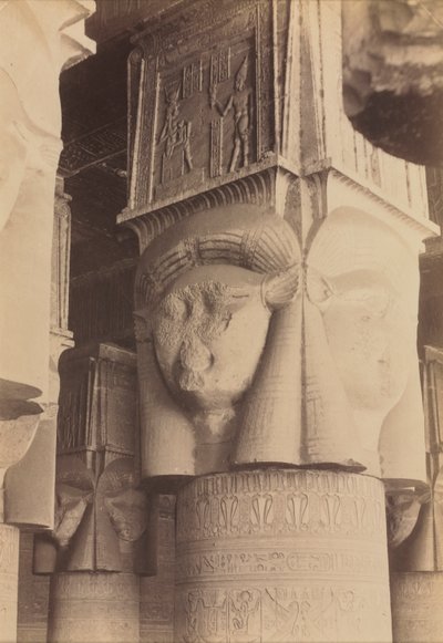 Dendera, Templets inre, Hathor Capitals av Antonio Beato