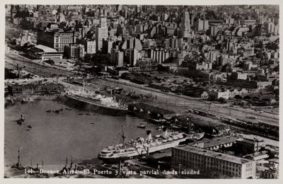 Hamn och partiell utsikt över staden, Buenos Aires, Argentina av Argentinian Photographer