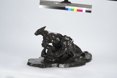 Känguru och hund av Arthur Putnam