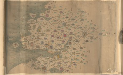 850 000. levereras. Orienterad med norr till botten. Relief visad bildmässigt. Bildkarta. Penna-och-bläck och akvarell. Visar berg, kustlinje, öar och vägar i Zhejiang-provinsen. Hummel köp 1930, nr. 35. Finns även via biblioteket av Arthur W. Hummel