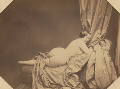 Akademisk naken, liggande på en soffa, ca. 1855. av Auguste Belloc