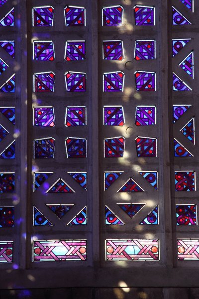 Kyrkan Our Lady of the Raincy i Raincy. Arkitektur av Auguste Perret och Gustave Perret av Auguste Perret