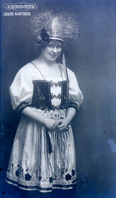 Louise Kartousch, österrikisk operasångerska (s/v foto) av Austrian Photographer