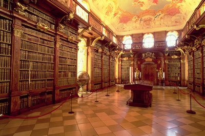 Biblioteket (se även 100904) av Austrian School