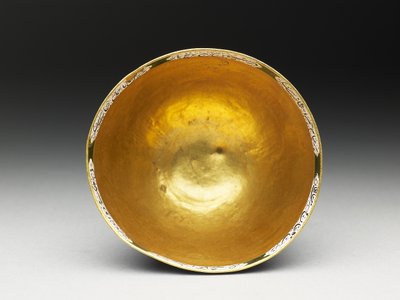 Skål med lock, fat och sked med astrologisk dekoration, tidigt 1800-tal av Baqir