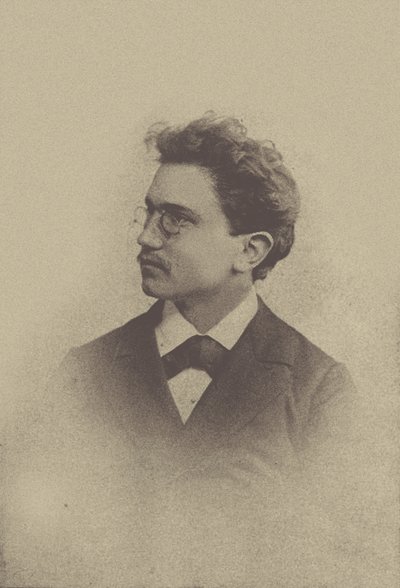 Porträtt av kompositören Hans Huber 1852-1921, 1898. av Basel . Photo studio Taescher and