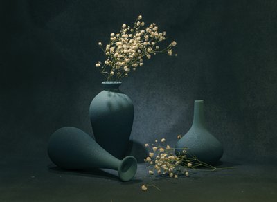 Moody Blue – Stilleben av Betty Liu